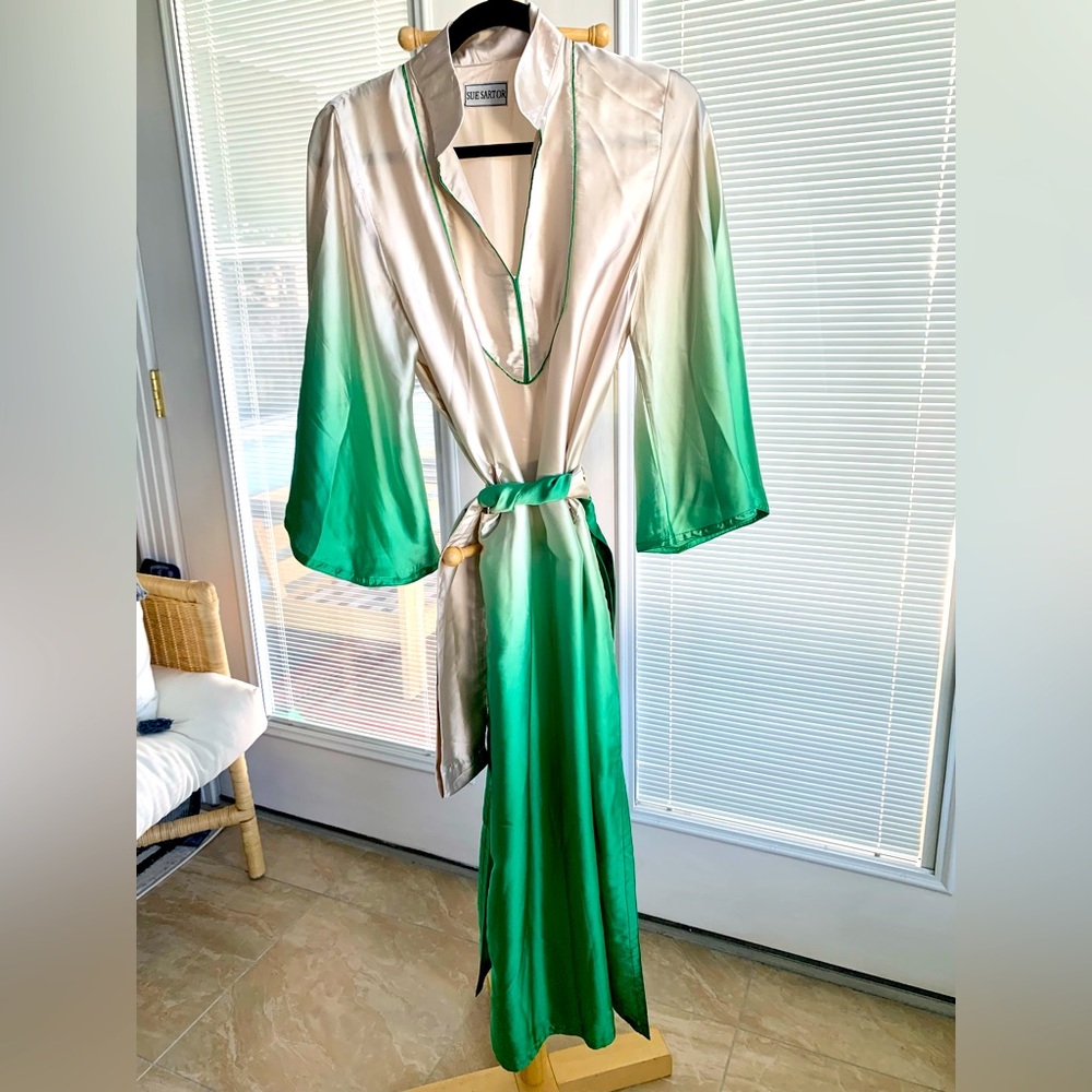 EUC Sue Sartor 100% Silk Caftan - One Size